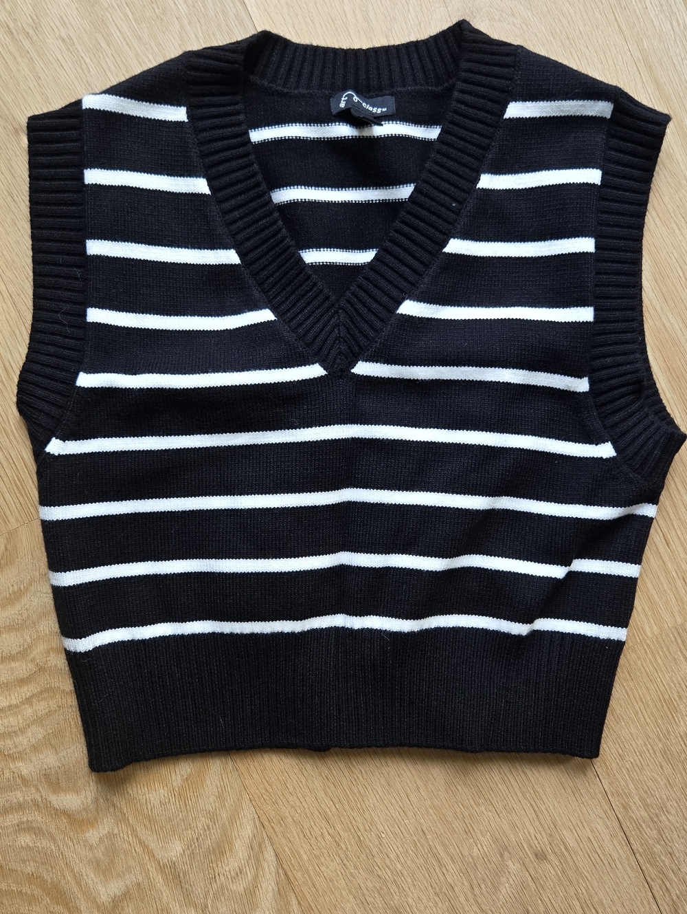 art class B&W Striped Kids Sleeveless Knit Top